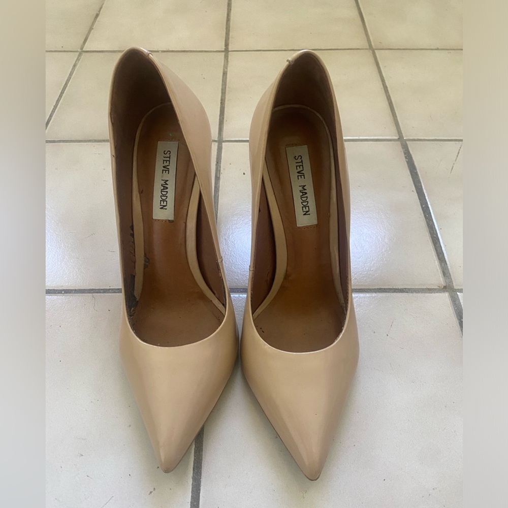 Nude Steve Madden heels